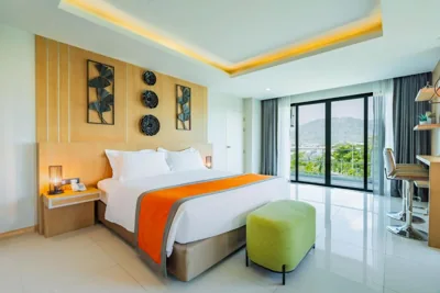 주니어 스위트 — The Par Phuket Hotel